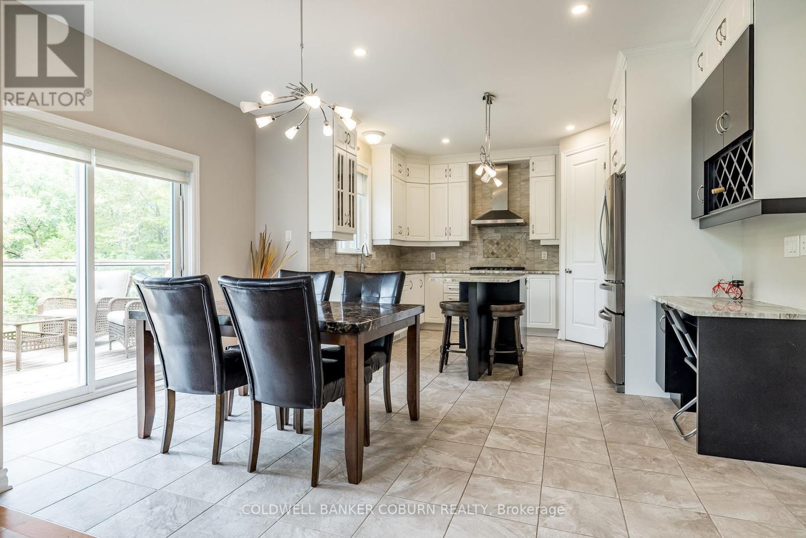 549 Osmond Daley Drive, Ottawa, ON - Indoor