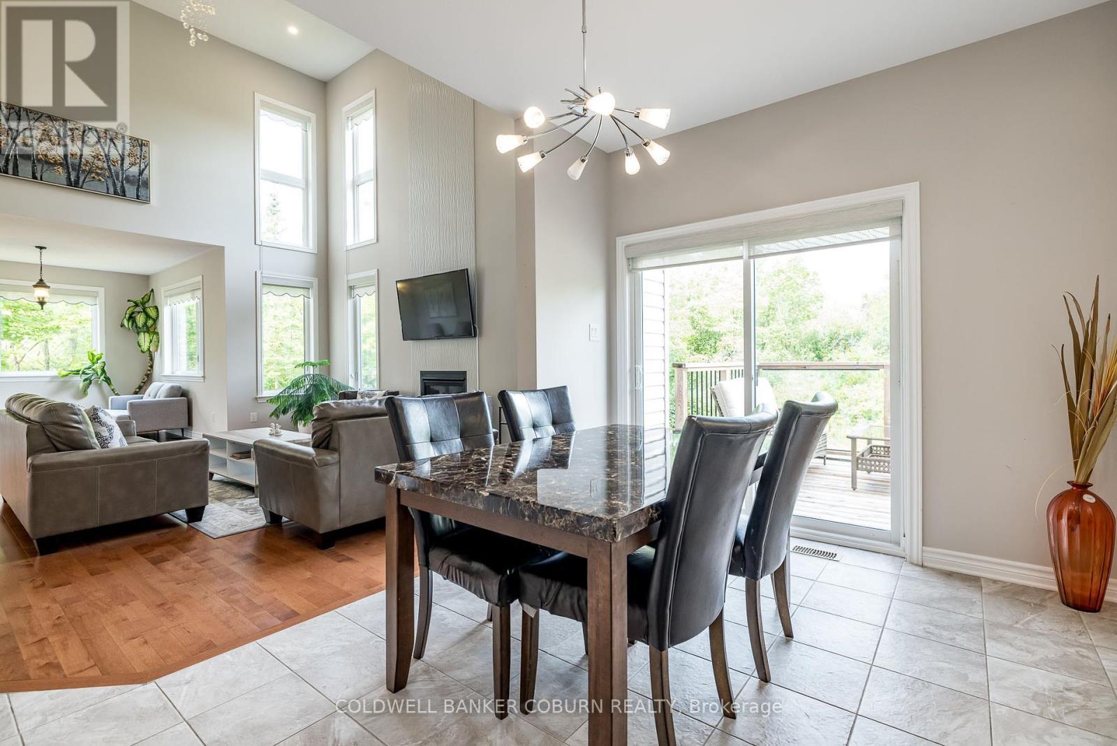 549 Osmond Daley Drive, Ottawa, ON - Indoor Photo Showing Other Room