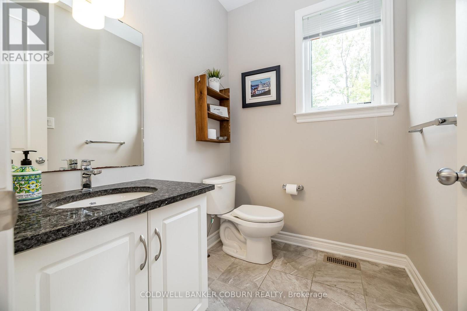 549 Osmond Daley Drive, Ottawa, ON - Indoor Photo Showing Bathroom