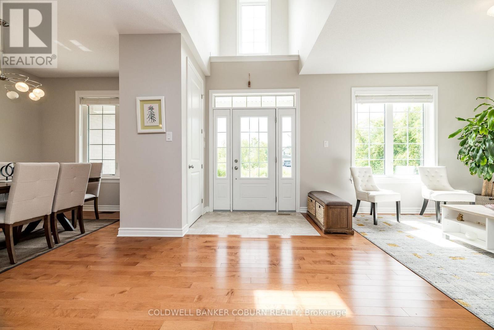 549 Osmond Daley Drive, Ottawa, ON - Indoor