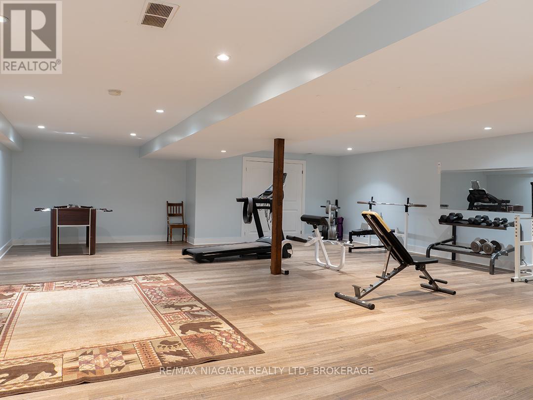 3481 Troup Road, Port Colborne (Bethel), ON - Indoor Photo Showing Gym Room