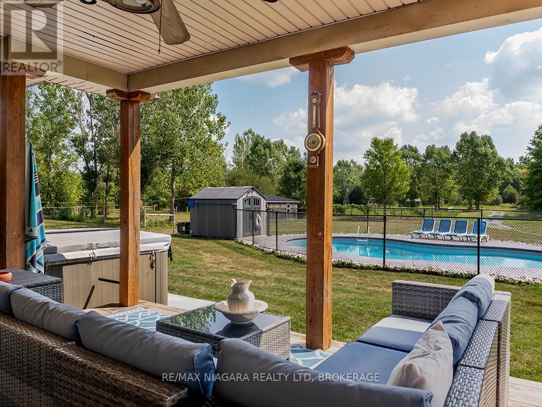 3481 Troup Road, Port Colborne (Bethel), ON - Outdoor With In Ground Pool With Deck Patio Veranda