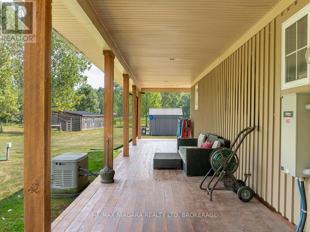 3481 Troup Road, Port Colborne (Bethel), ON - Outdoor With Deck Patio Veranda With Exterior