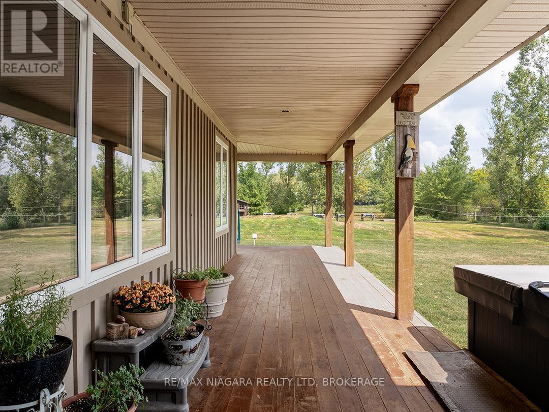 3481 Troup Road, Port Colborne (Bethel), ON - Outdoor With Deck Patio Veranda With Exterior