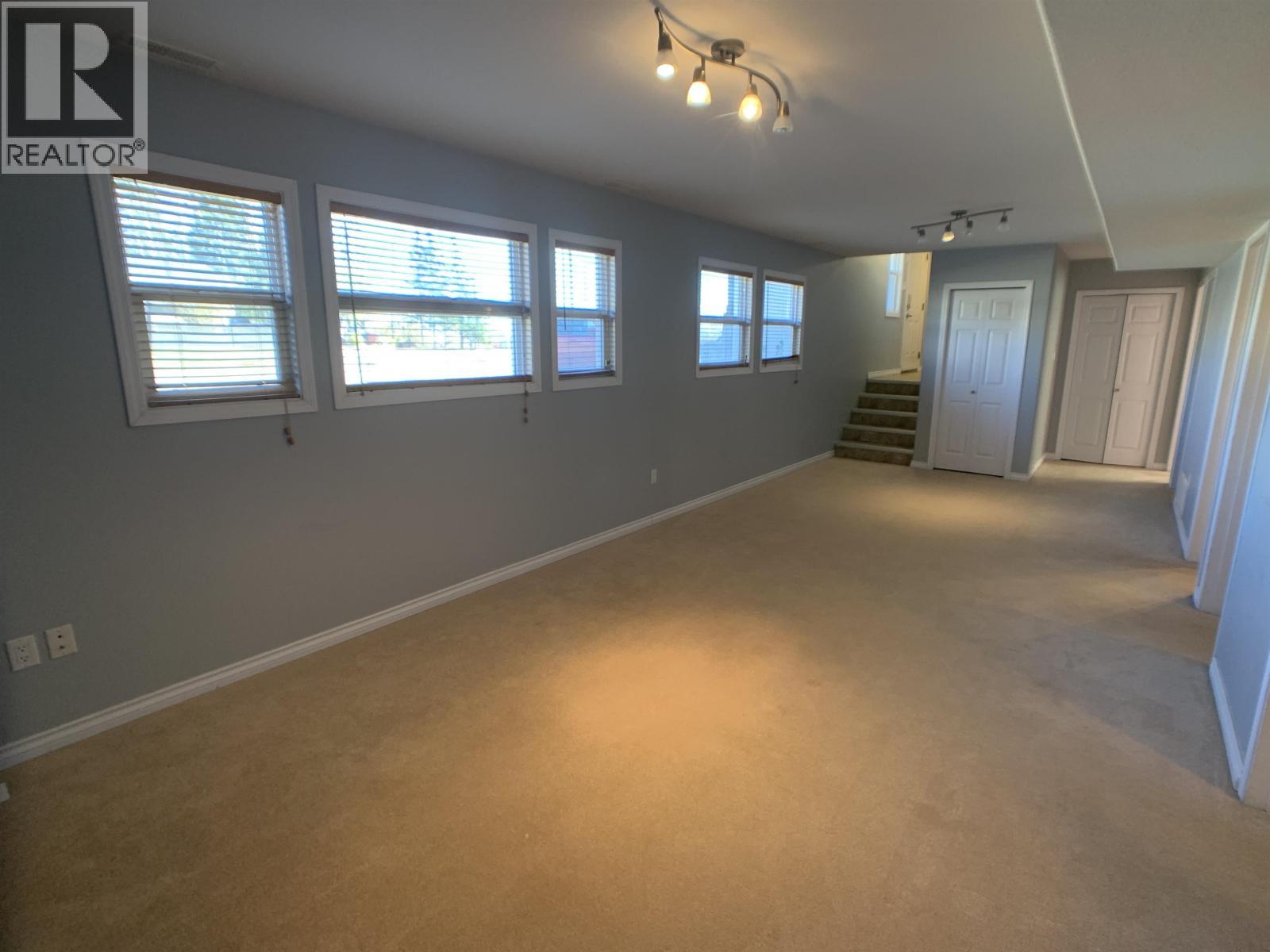 B 4609 Boundary Road, Fort Nelson, BC - Indoor Photo Showing Other Room