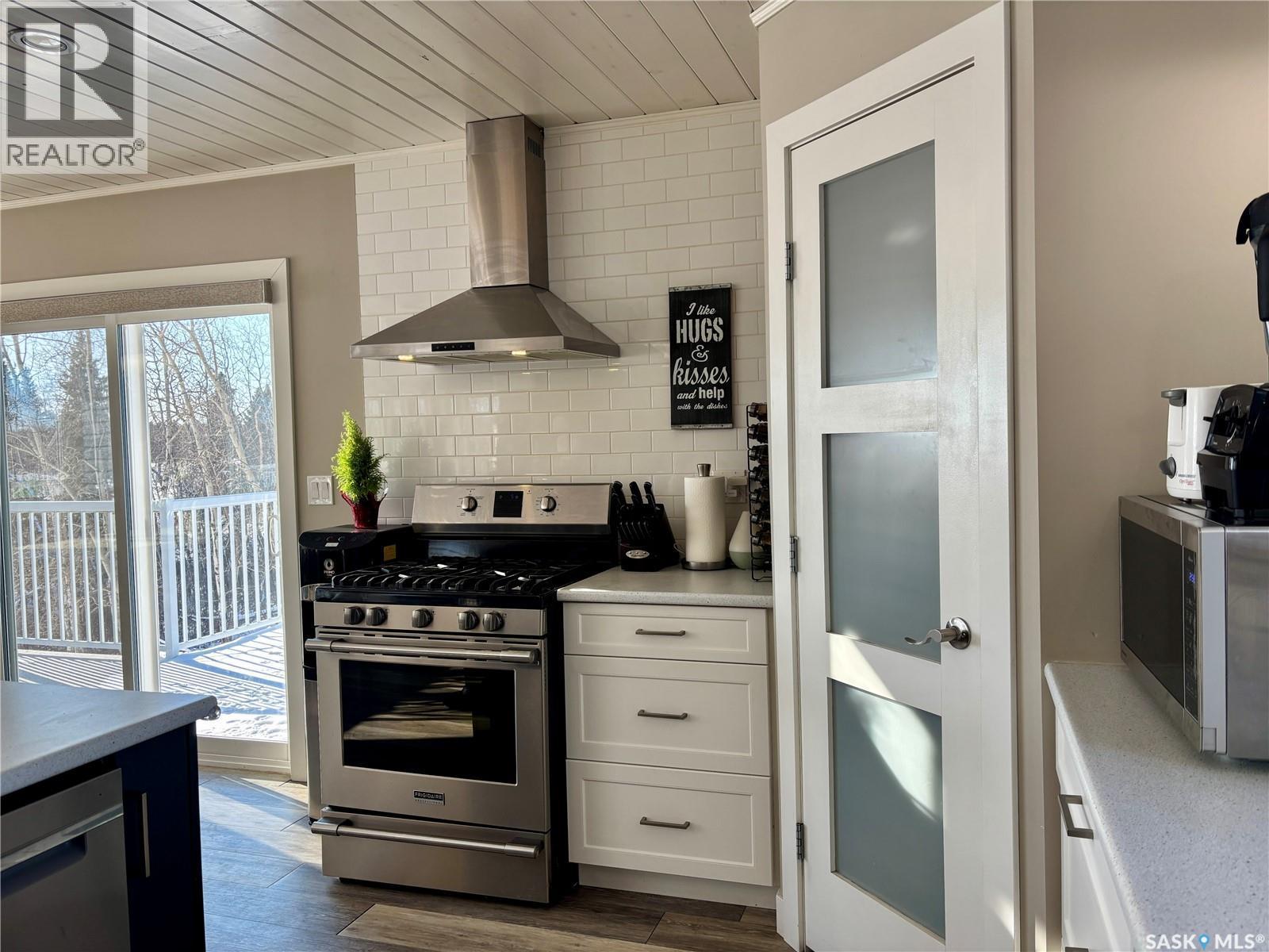 14 Crescent Bay Road, Canwood Rm No. 494, SK - Indoor Photo Showing Kitchen