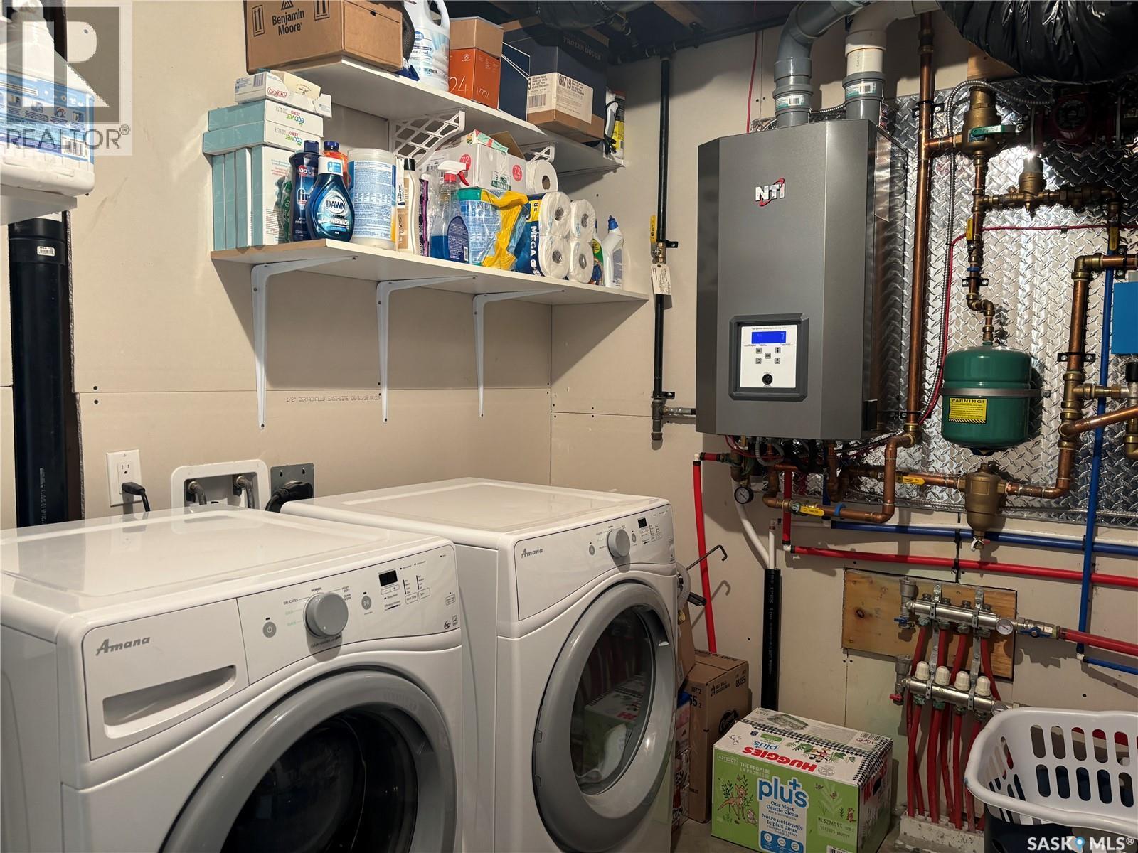 14 Crescent Bay Road, Canwood Rm No. 494, SK - Indoor Photo Showing Laundry Room