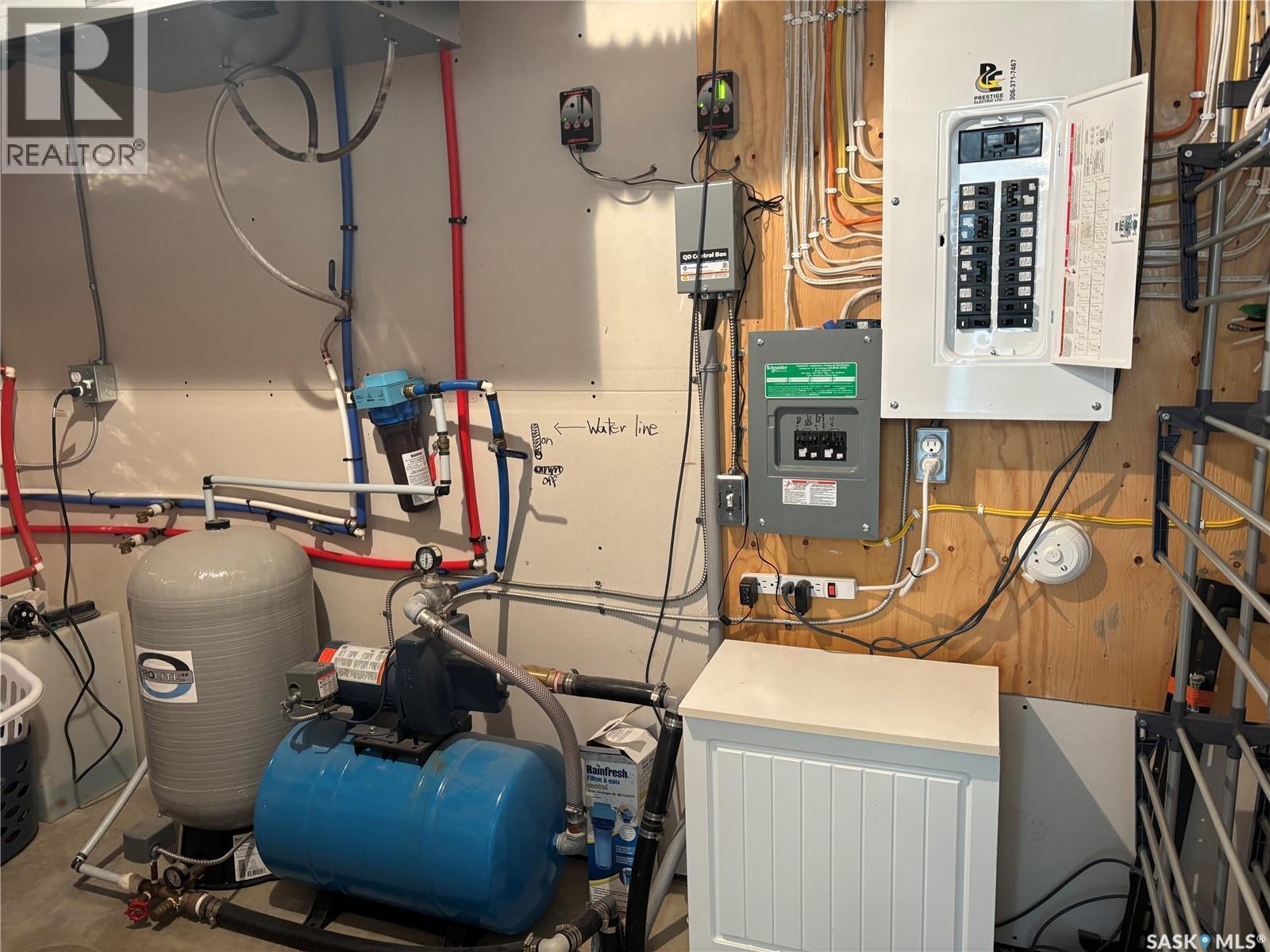 14 Crescent Bay Road, Canwood Rm No. 494, SK - Indoor Photo Showing Basement