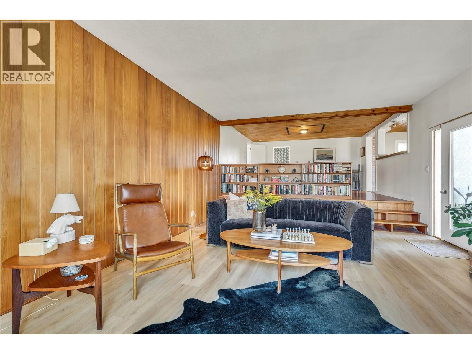 1275 Munson Avenue, Penticton, BC - Indoor