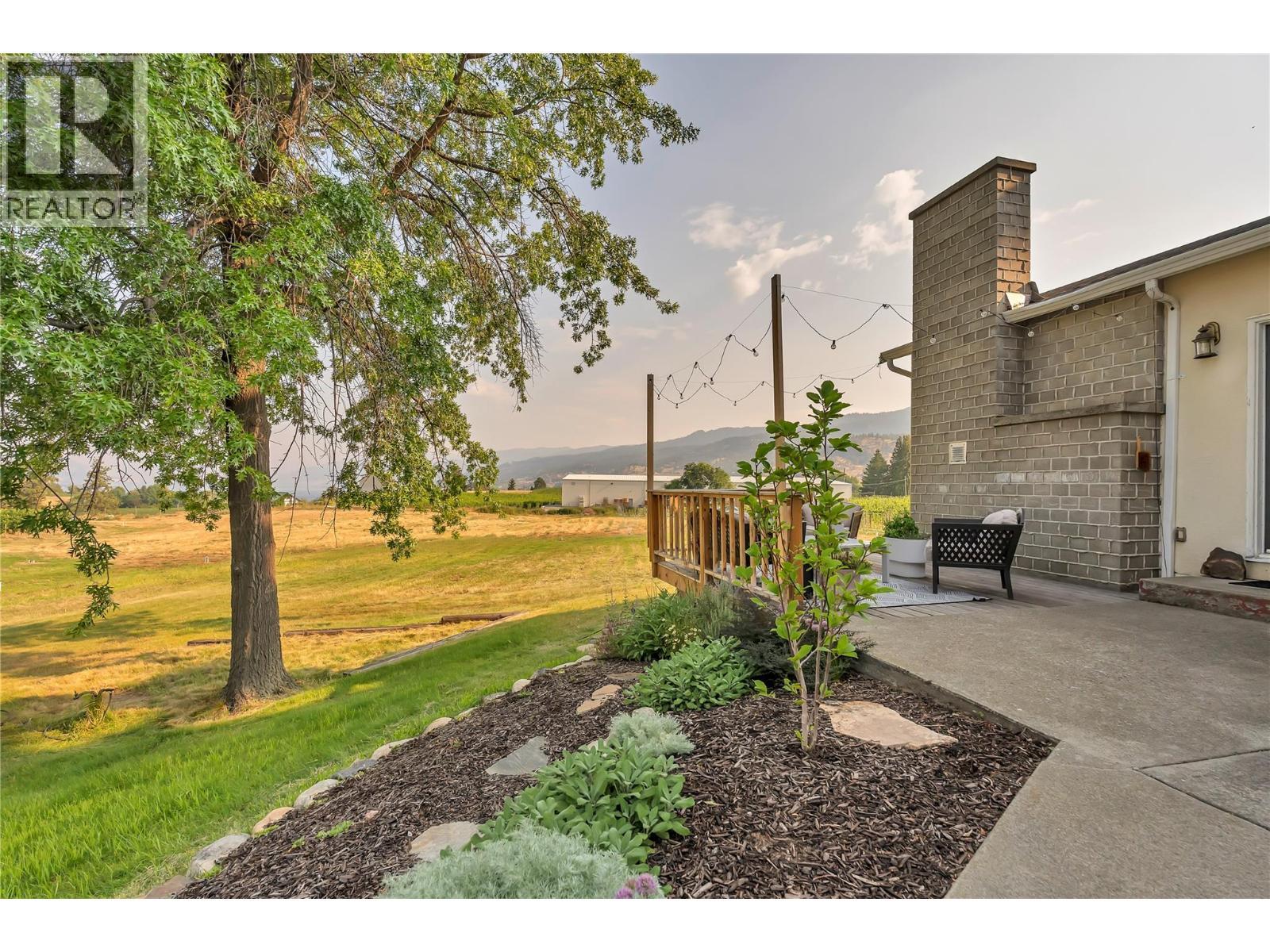 1275 Munson Avenue, Penticton, BC - Outdoor
