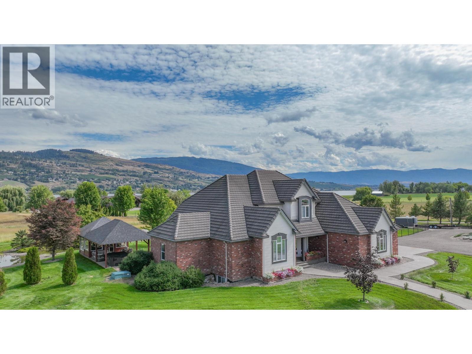 8163 Old Kamloops Road, Vernon, BC - Outdoor With View