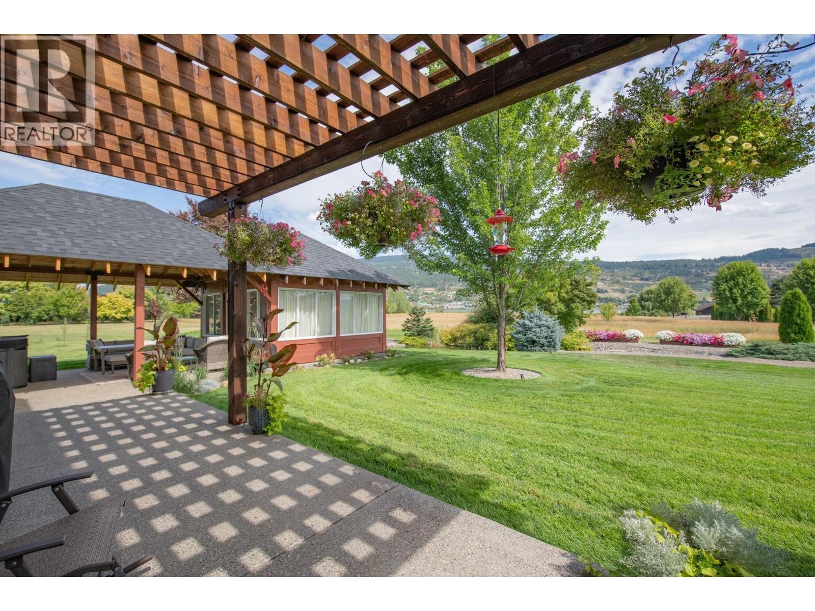 8163 Old Kamloops Road, Vernon, BC - Outdoor