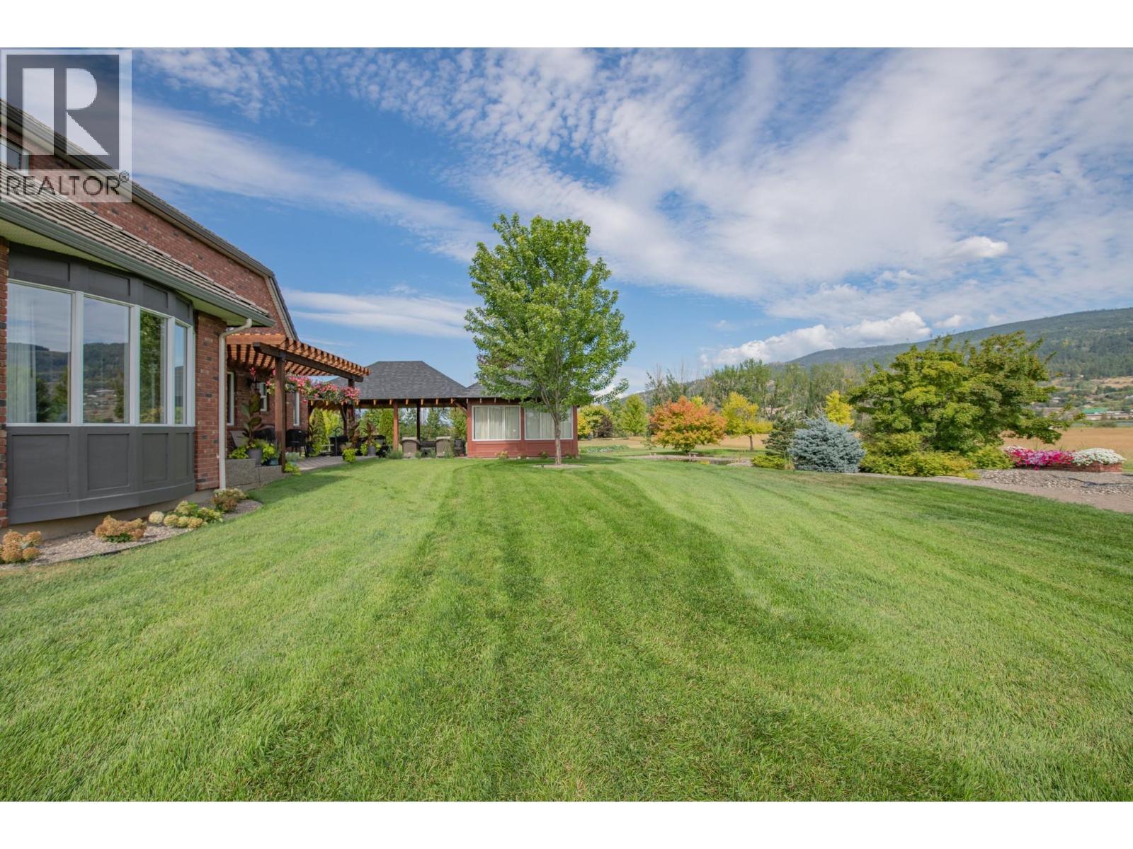 8163 Old Kamloops Road, Vernon, BC - Outdoor