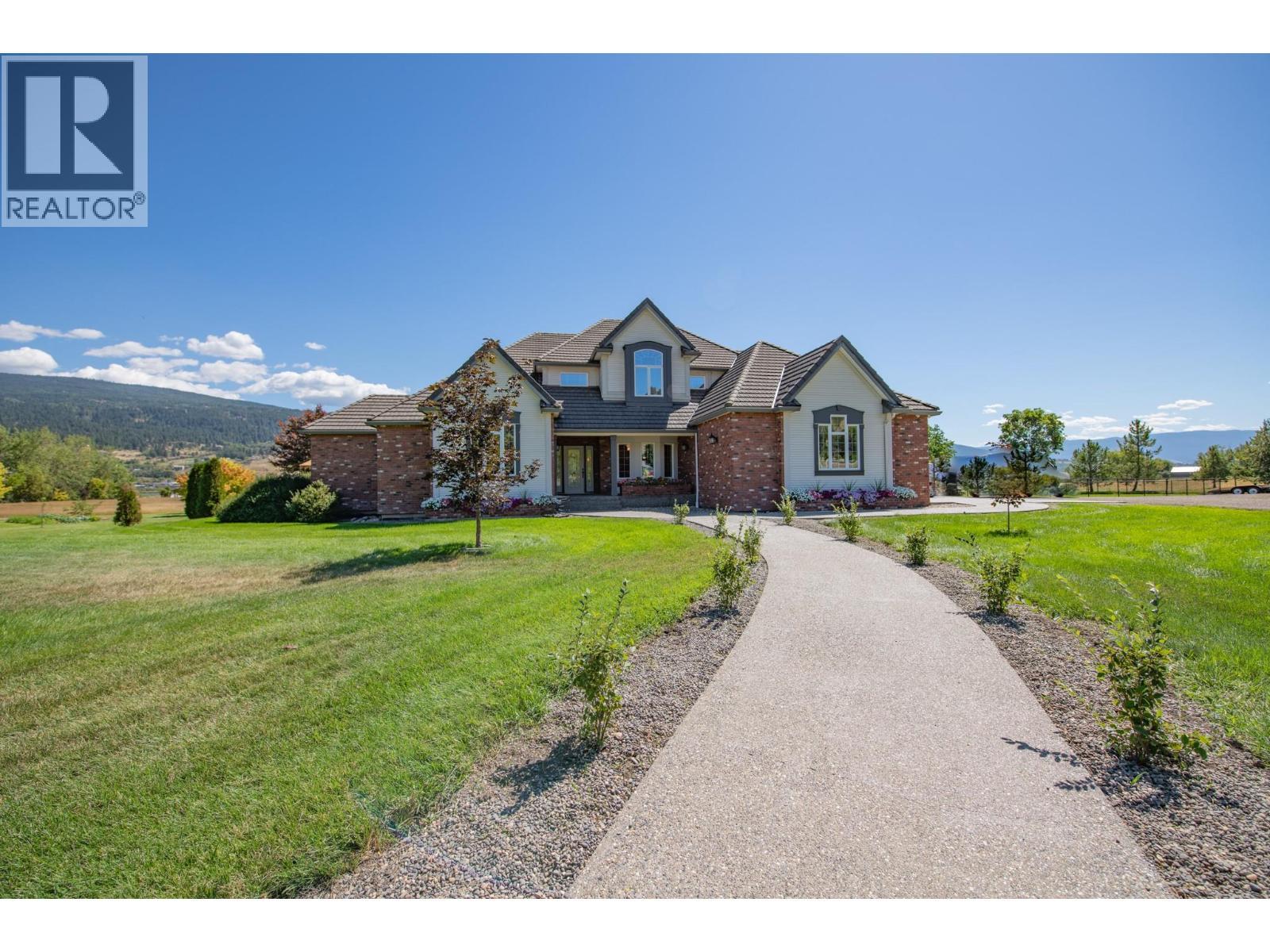 8163 Old Kamloops Road, Vernon, BC - Outdoor With Facade