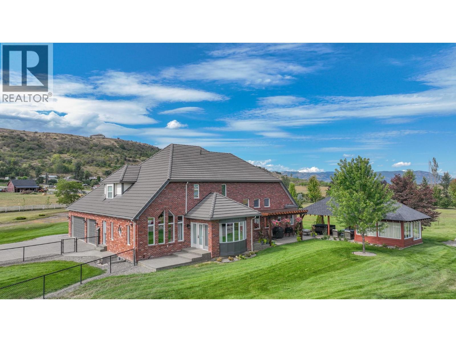 8163 Old Kamloops Road, Vernon, BC - Outdoor