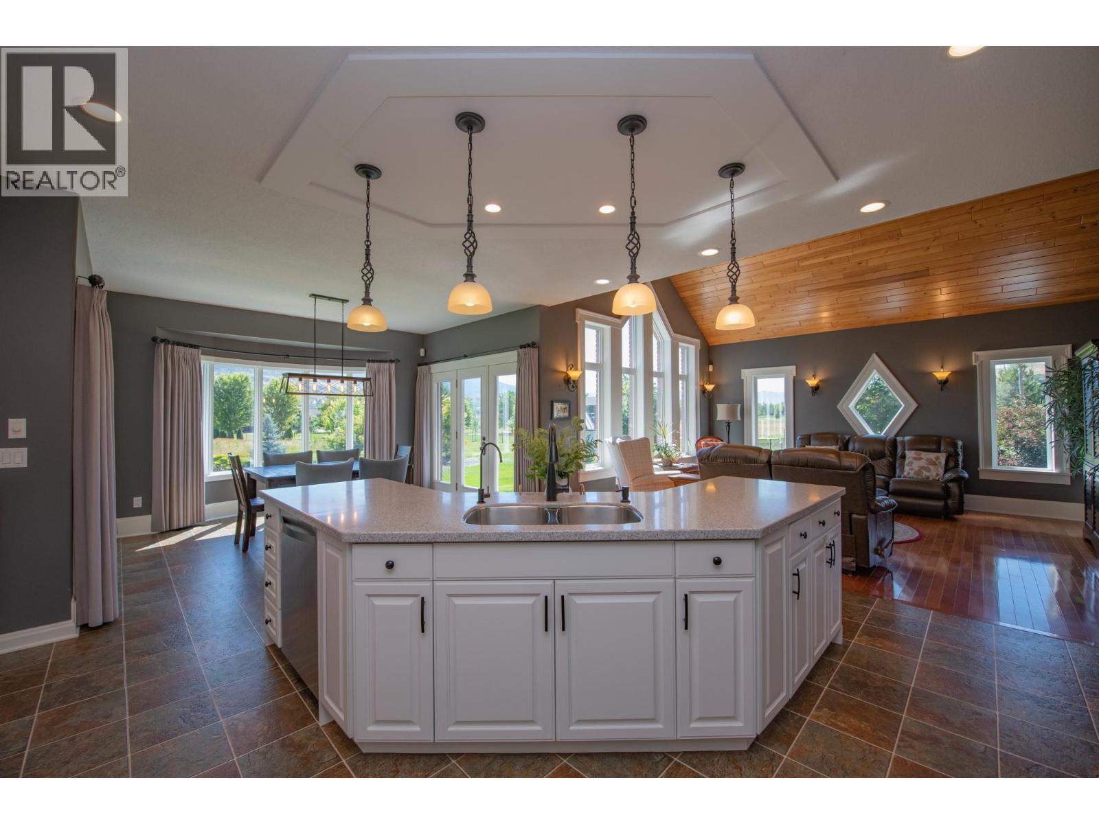 8163 Old Kamloops Road, Vernon, BC - Indoor Photo Showing Kitchen With Double Sink