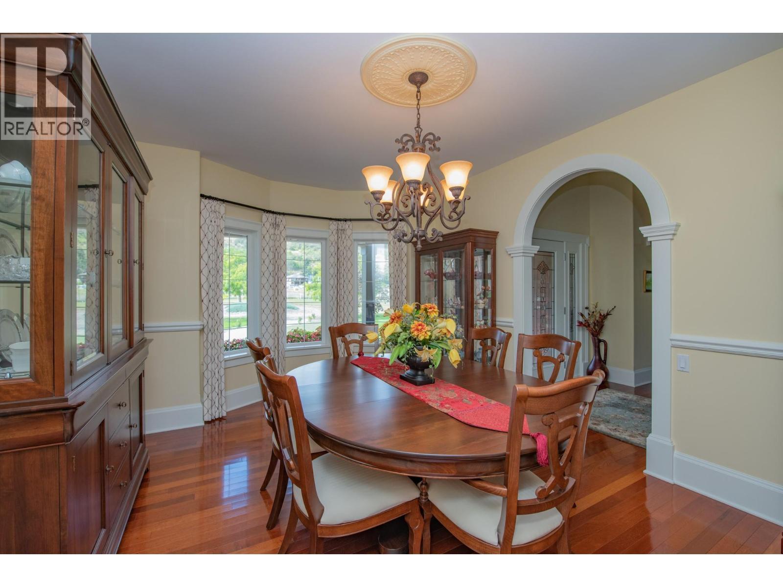 8163 Old Kamloops Road, Vernon, BC - Indoor Photo Showing Dining Room