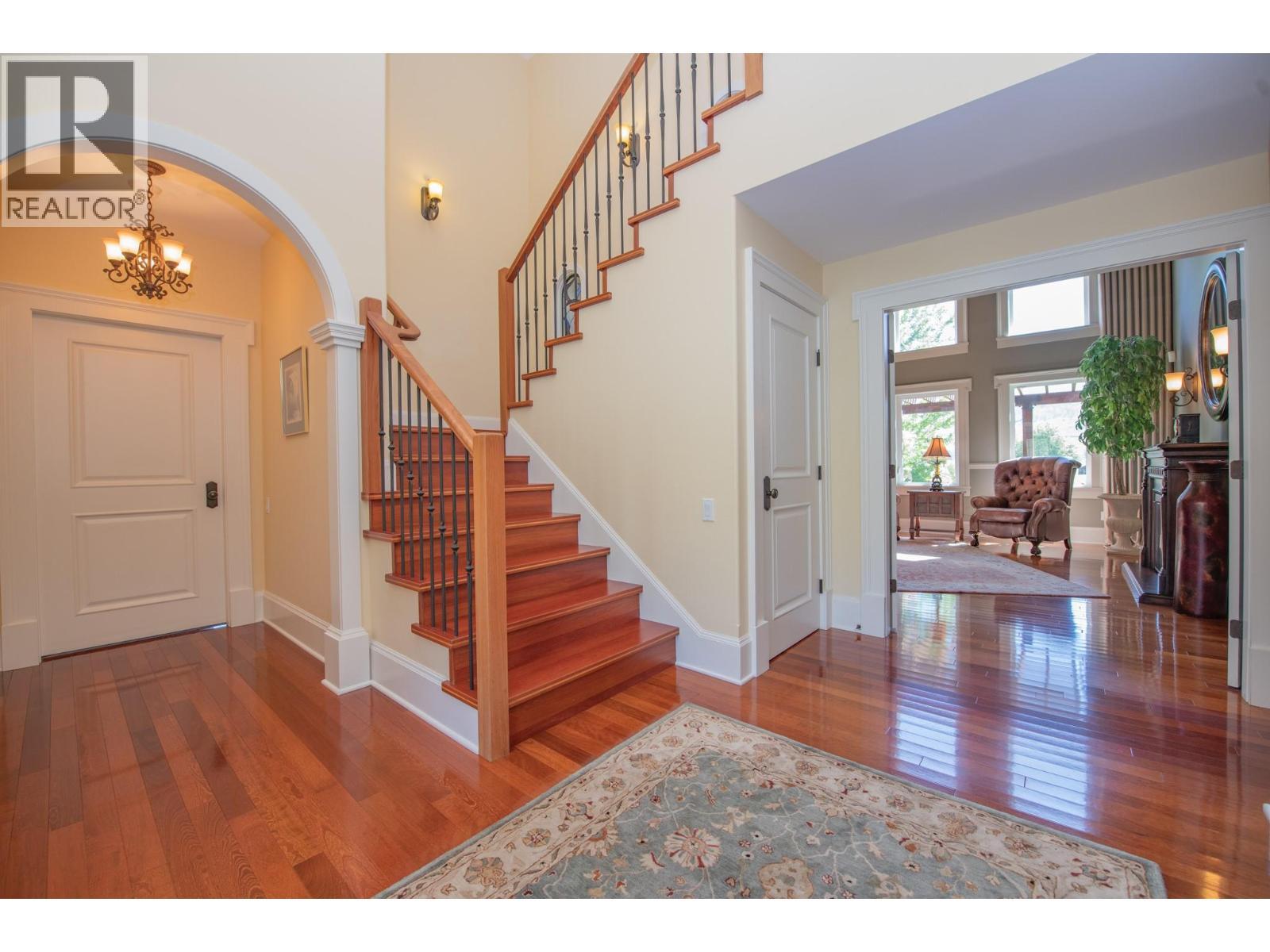 Up to the second floor - 8163 Old Kamloops Road, Vernon, BC - Indoor Photo Showing Other Room