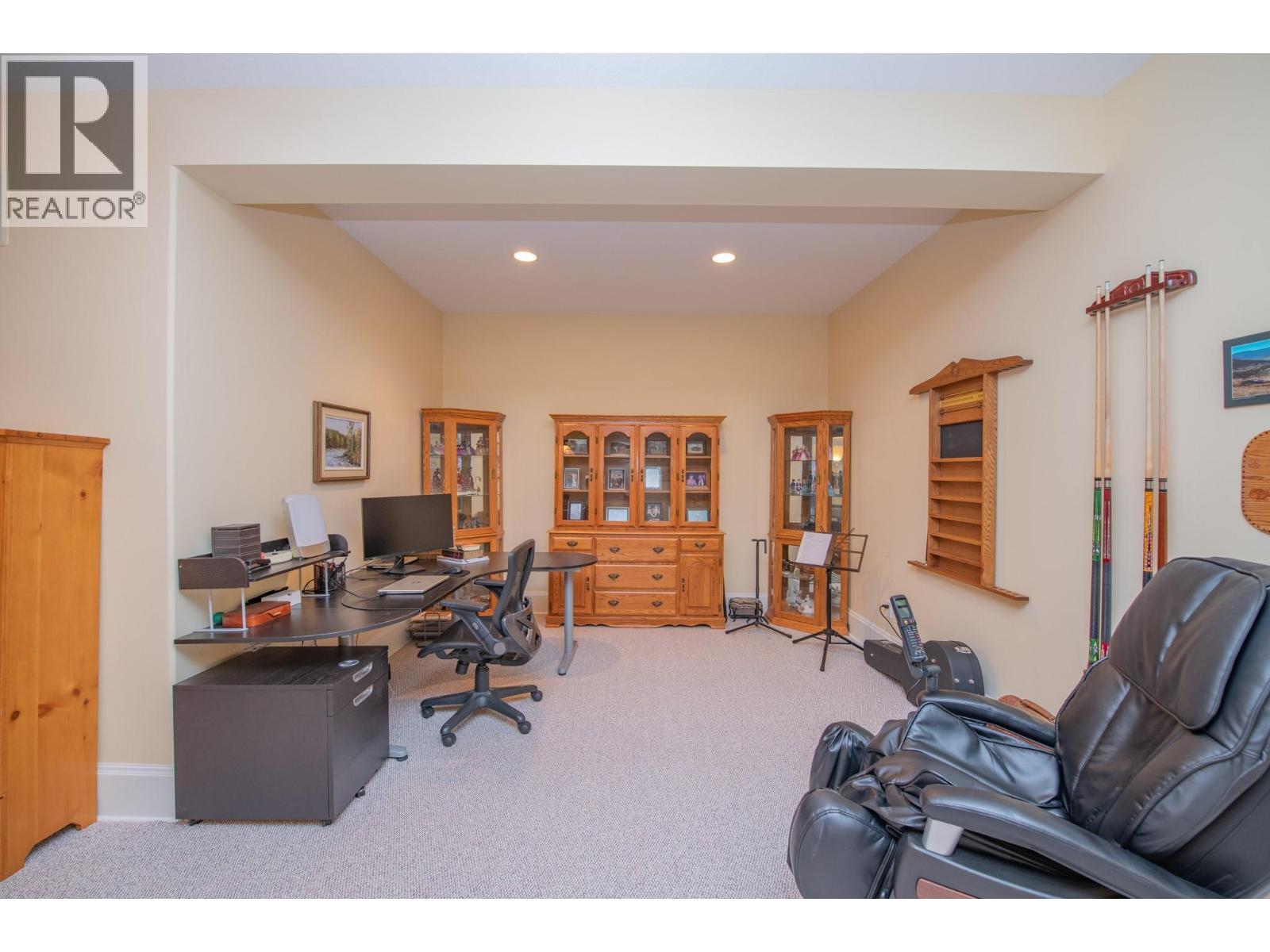 Office space in Basement - 8163 Old Kamloops Road, Vernon, BC - Indoor Photo Showing Office