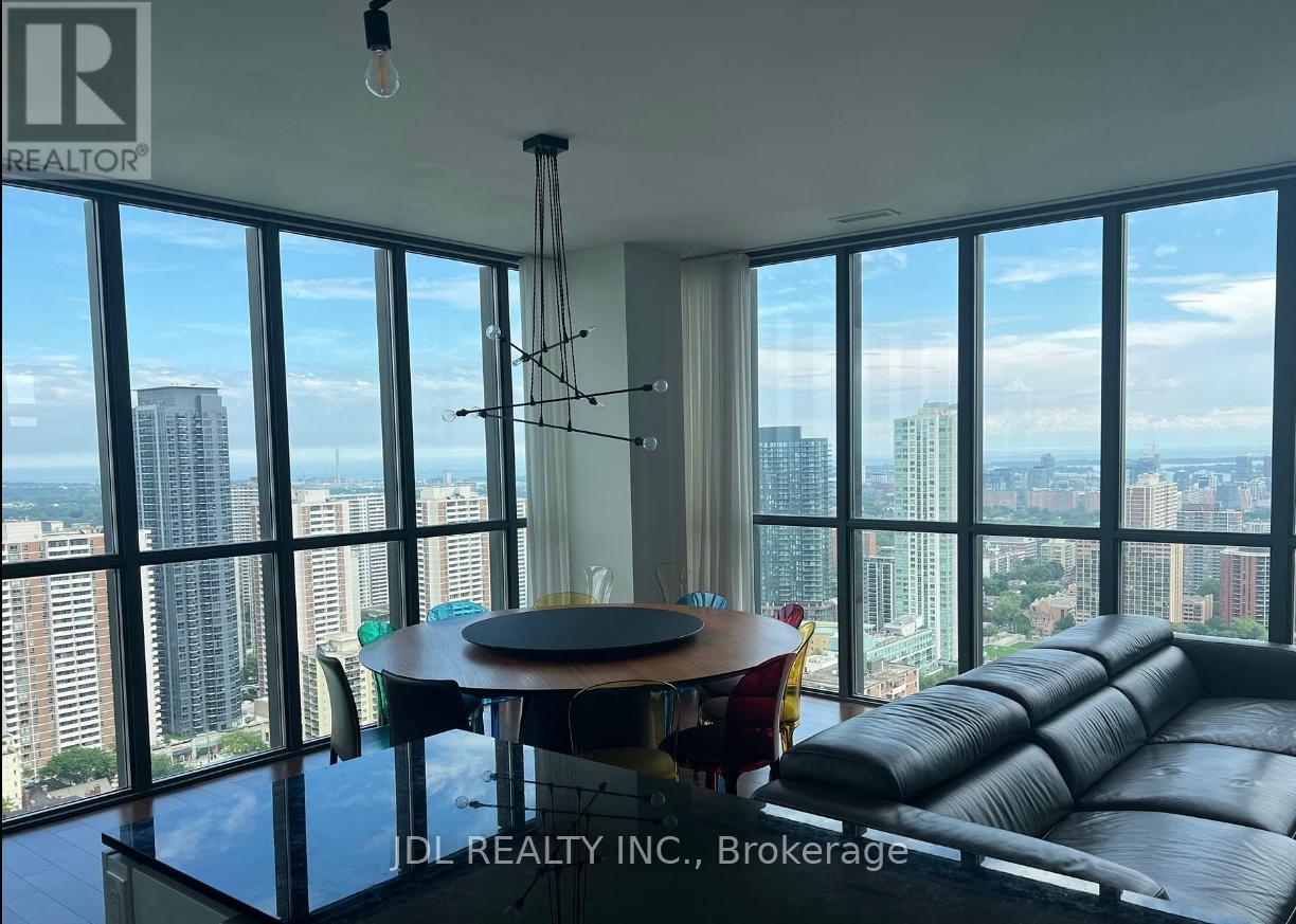 3601 - 110 Charles Street E, Toronto, ON - Indoor Photo Showing Other Room