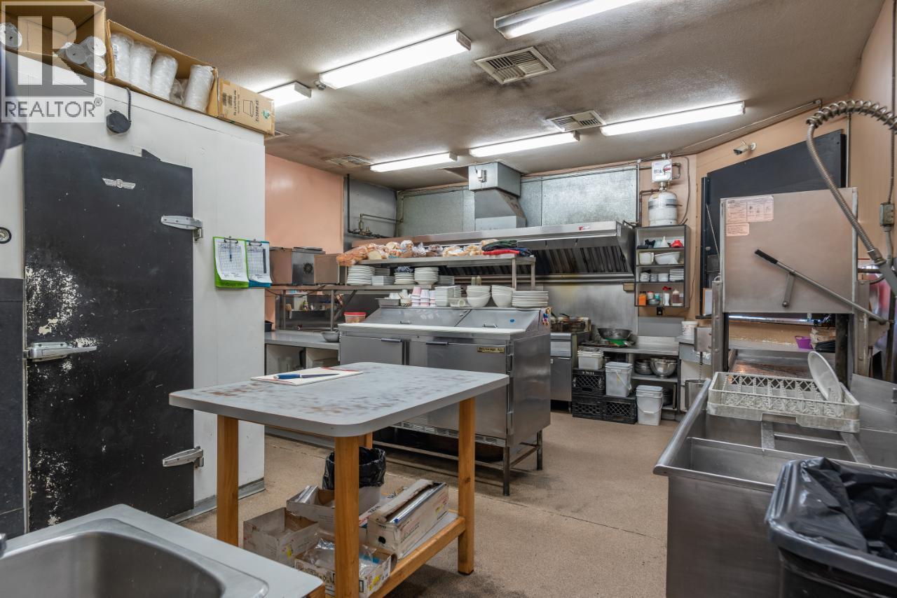 7248 2Nd Street, Grand Forks, BC