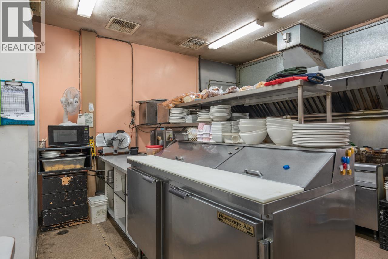 7248 2Nd Street, Grand Forks, BC