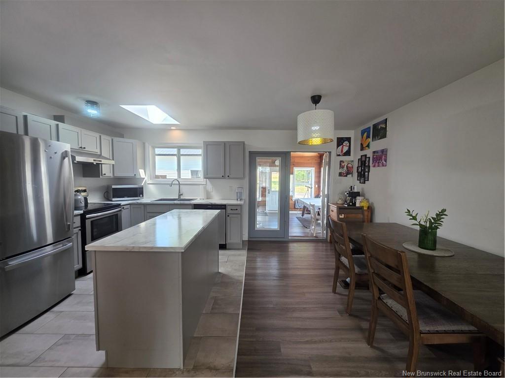 1828 Amirault St, Dieppe, NB