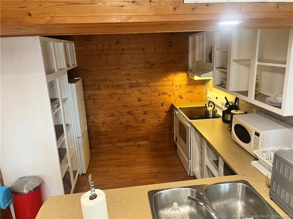 1828 Amirault St, Dieppe, NB