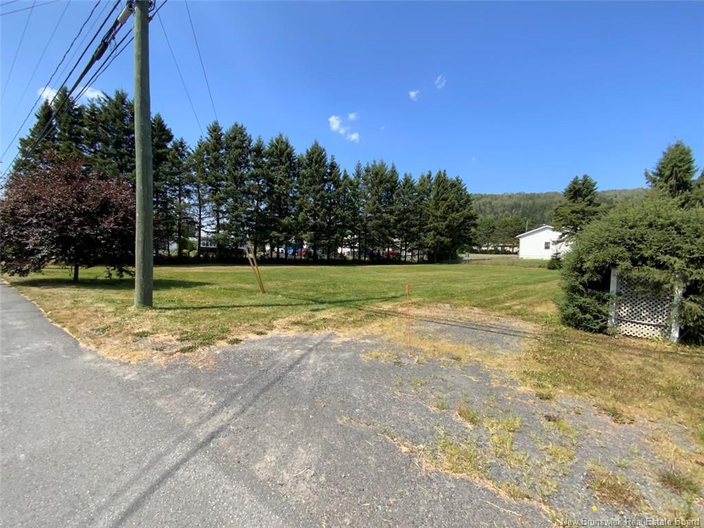 - Rue Principale, Saint-Basile, NB