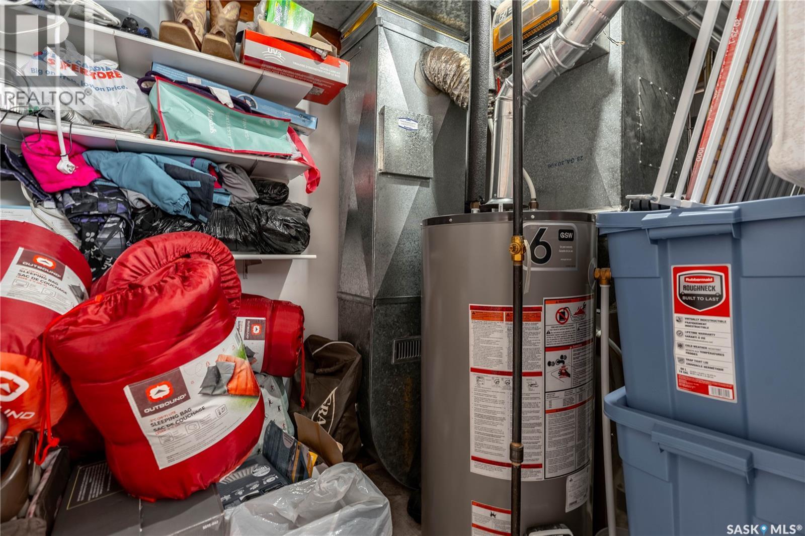103 1St Street, Limerick, SK - Indoor Photo Showing Basement