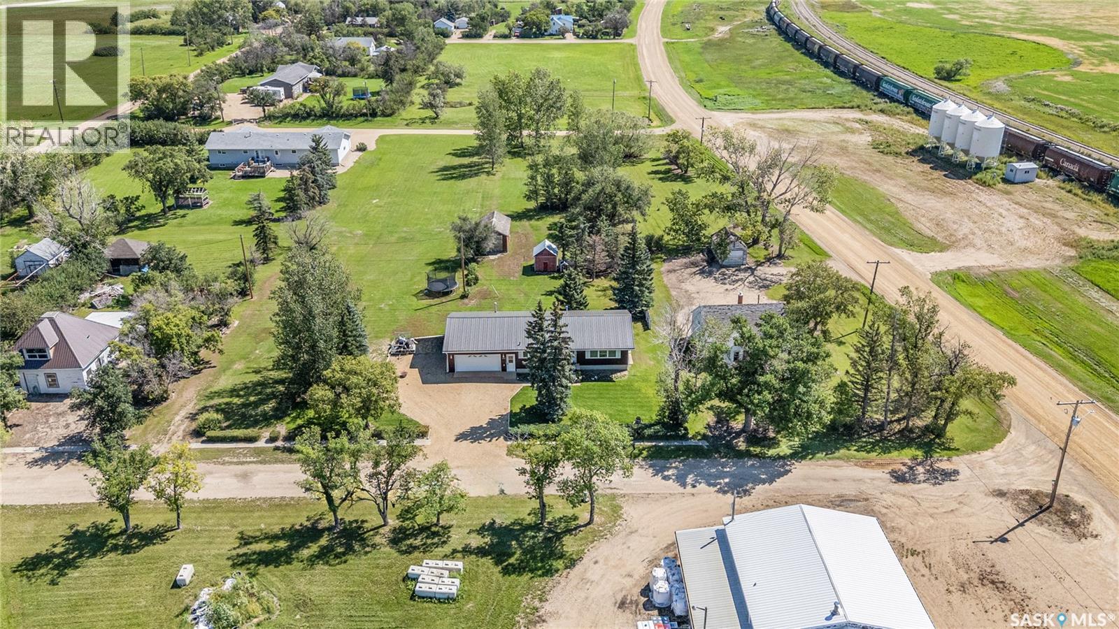 103 1St Street, Limerick, SK - Outdoor With View