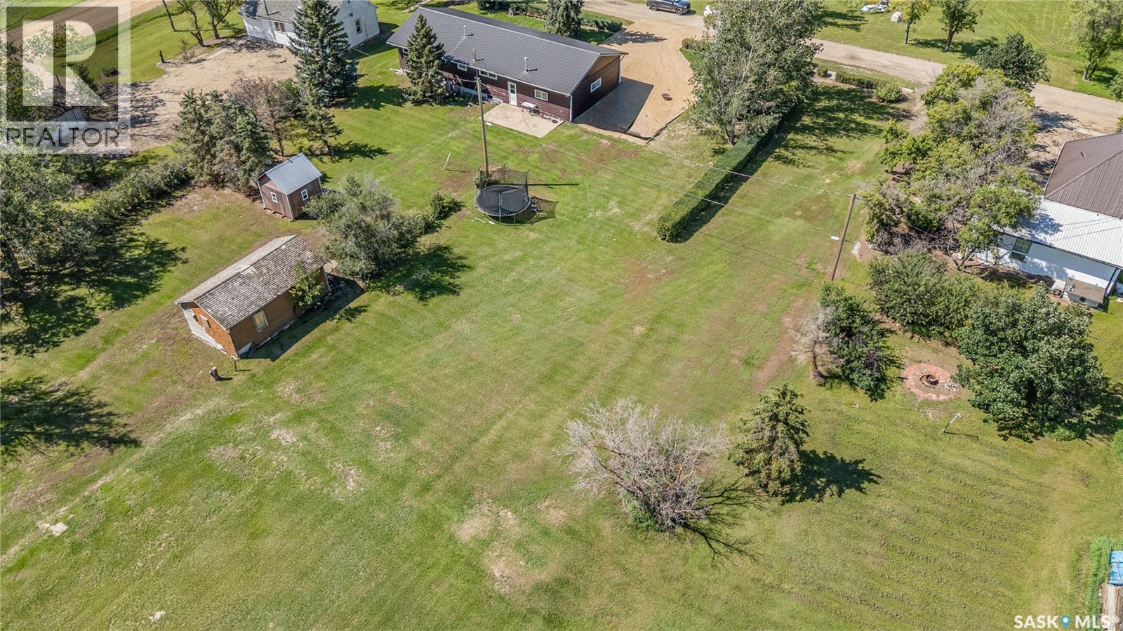103 1St Street, Limerick, SK - Outdoor With View