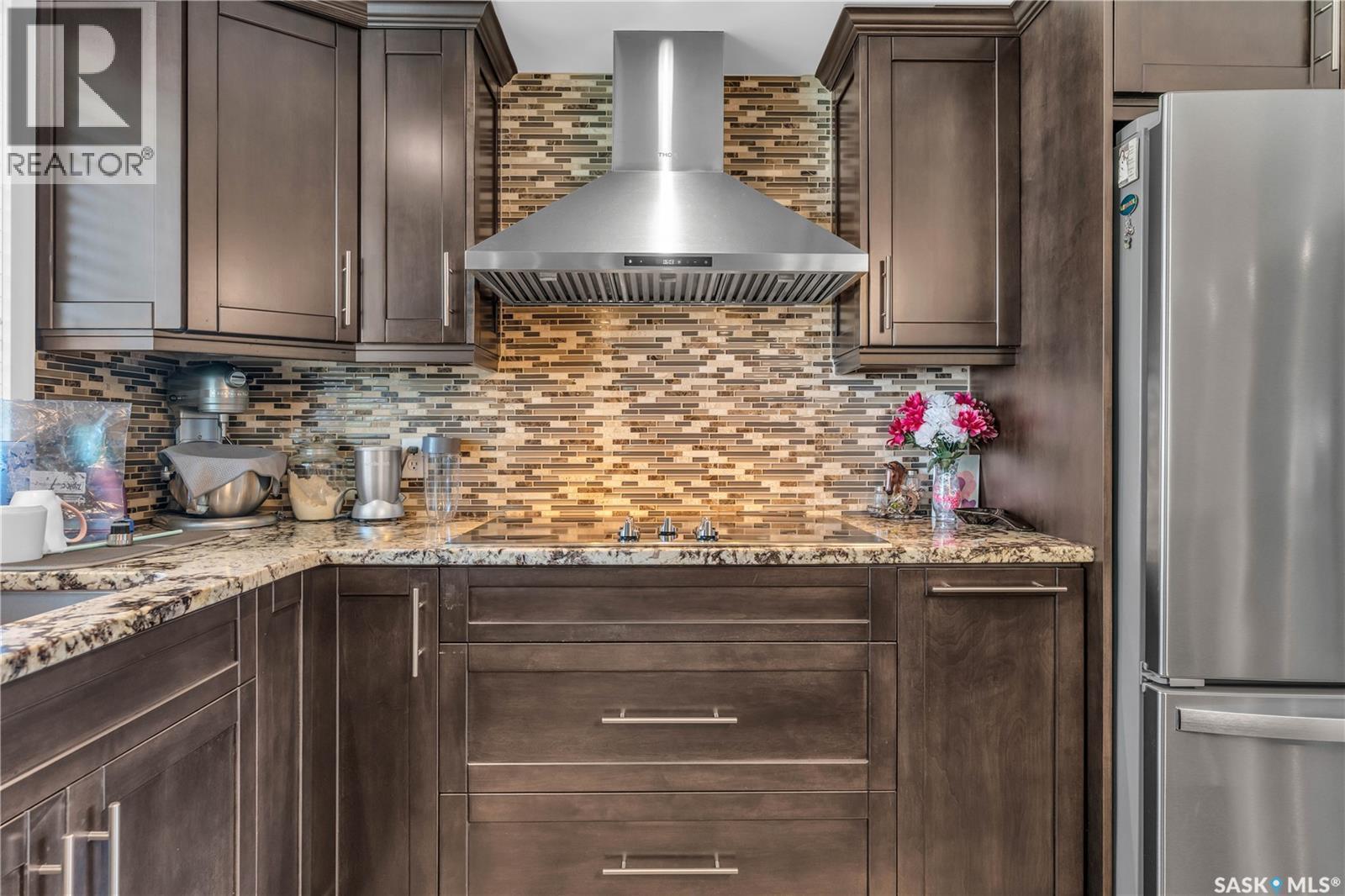 103 1St Street, Limerick, SK - Indoor Photo Showing Kitchen With Stainless Steel Kitchen With Upgraded Kitchen