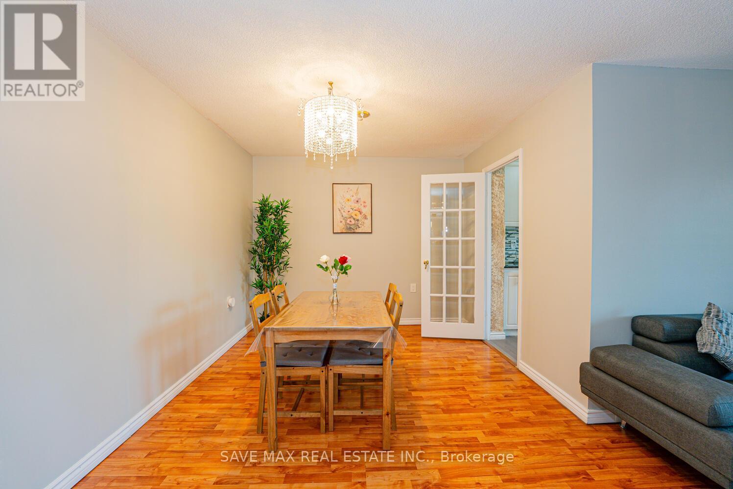 304 - 18 Knightsbridge Road, Brampton, ON - Indoor