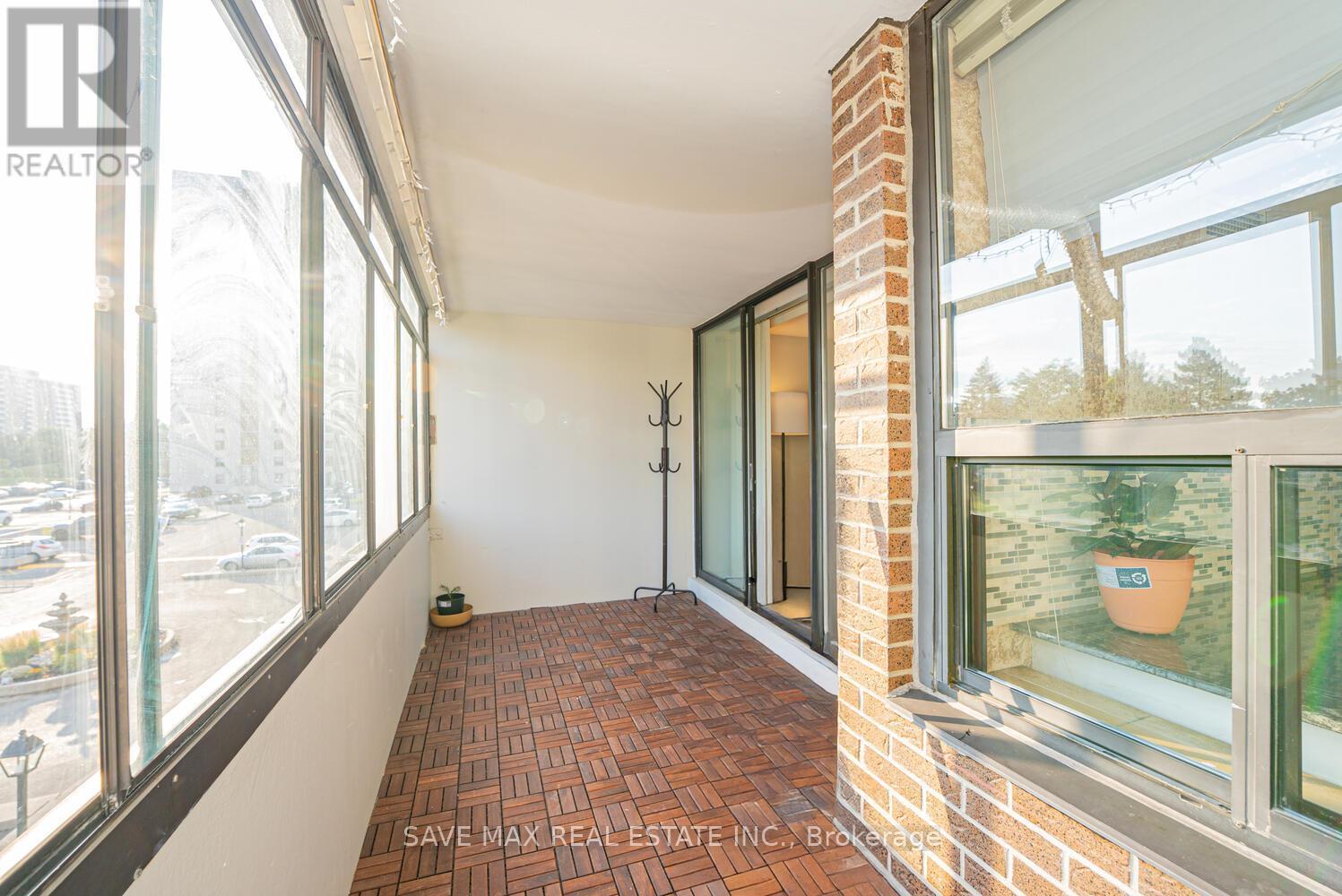 304 - 18 Knightsbridge Road, Brampton, ON - Indoor Photo Showing Other Room