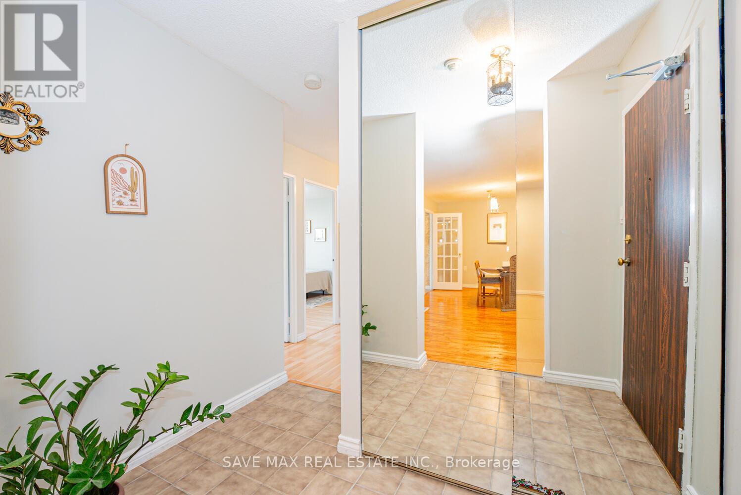 304 - 18 Knightsbridge Road, Brampton, ON - Indoor Photo Showing Other Room