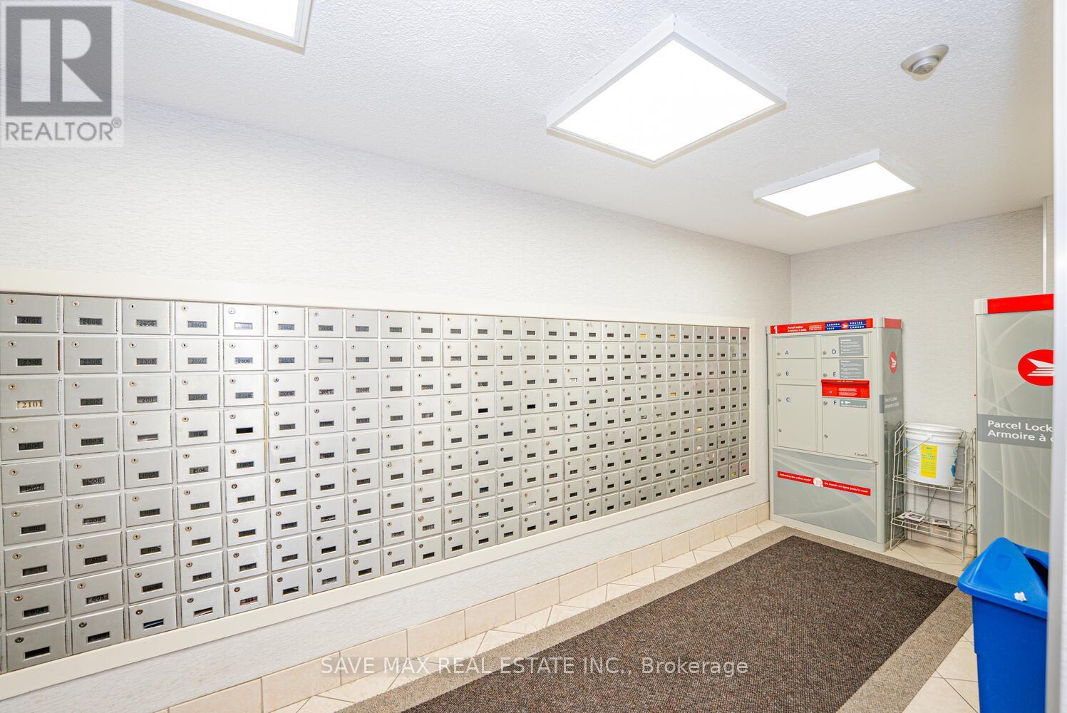 304 - 18 Knightsbridge Road, Brampton, ON - Indoor Photo Showing Other Room