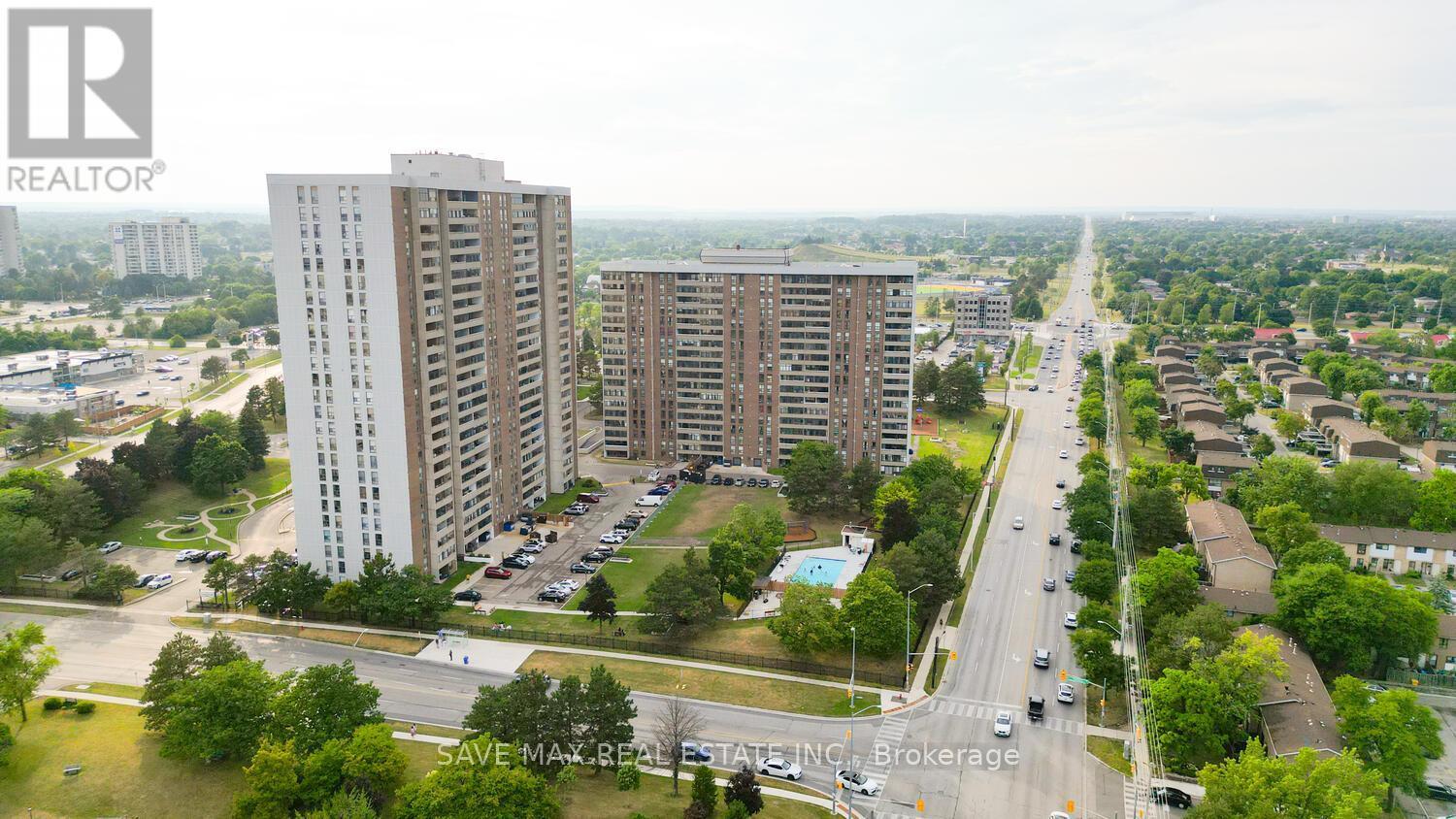 304 - 18 Knightsbridge Road, Brampton, ON - Outdoor With View