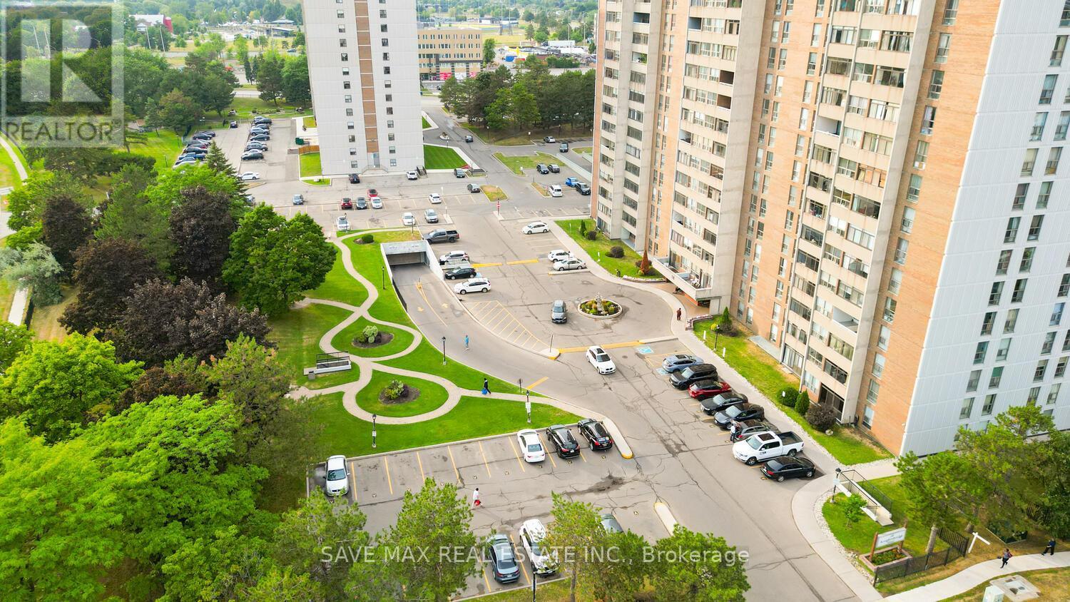 304 - 18 Knightsbridge Road, Brampton, ON - Outdoor With View