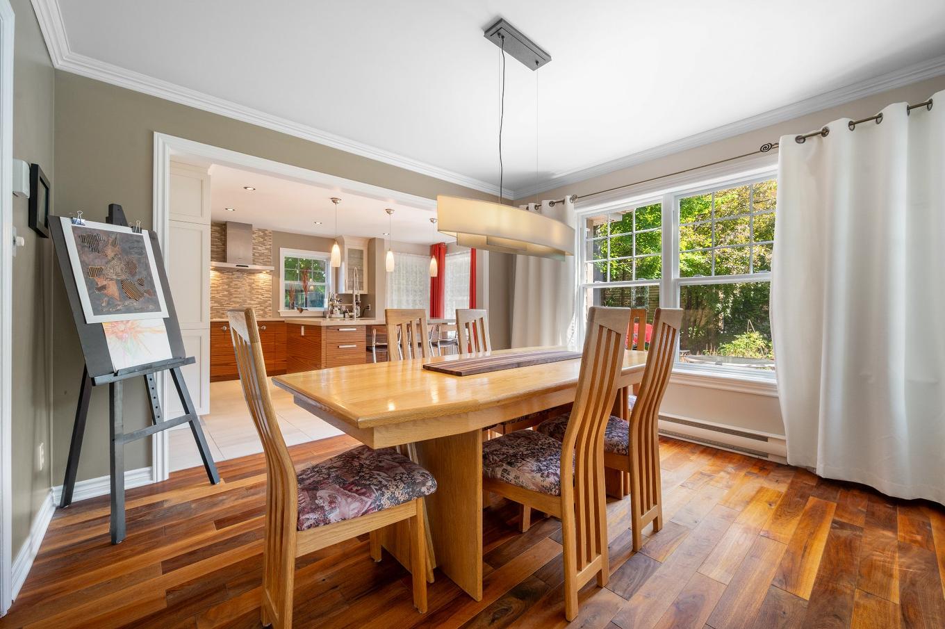 Dining room - 966 Rue Des Martinets, Mont-Saint-Hilaire, QC - Indoor Photo Showing Dining Room