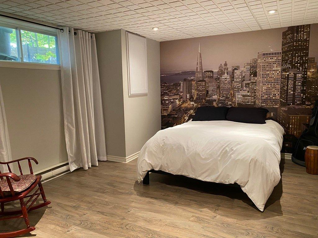 Bedroom - 966 Rue Des Martinets, Mont-Saint-Hilaire, QC - Indoor Photo Showing Bedroom