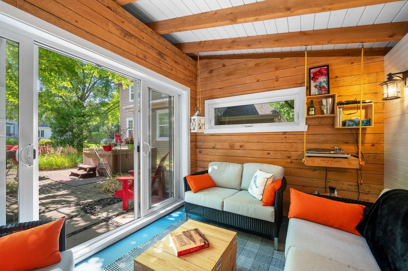 Exterior - 966 Rue Des Martinets, Mont-Saint-Hilaire, QC - Outdoor With Deck Patio Veranda With Exterior