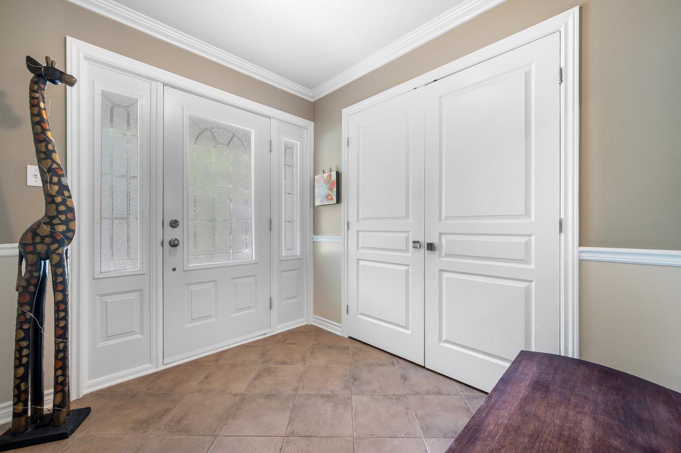 Hall - 966 Rue Des Martinets, Mont-Saint-Hilaire, QC - Indoor Photo Showing Other Room