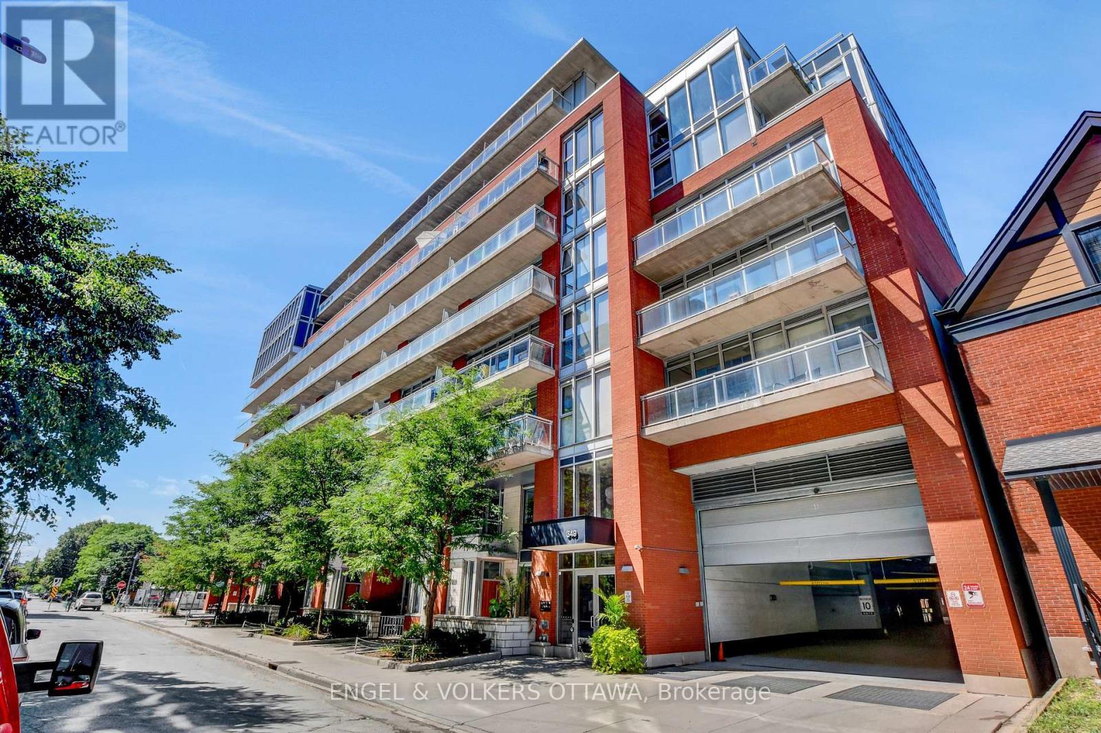 532 - 349 Mcleod Street, Ottawa, ON - Outdoor With Facade