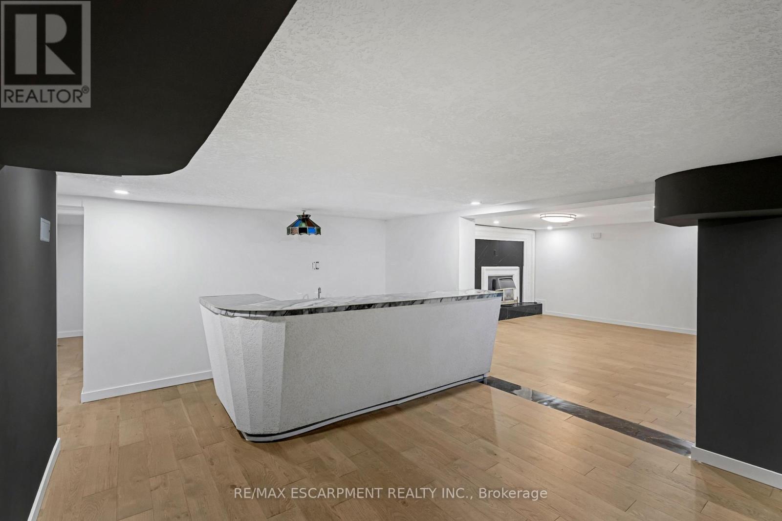 2865 Highway 3, Norfolk, ON - Indoor