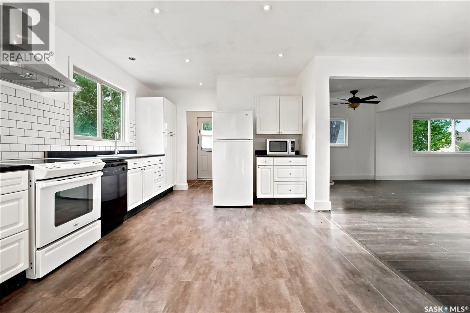 510 5Th Street, Chaplin, SK