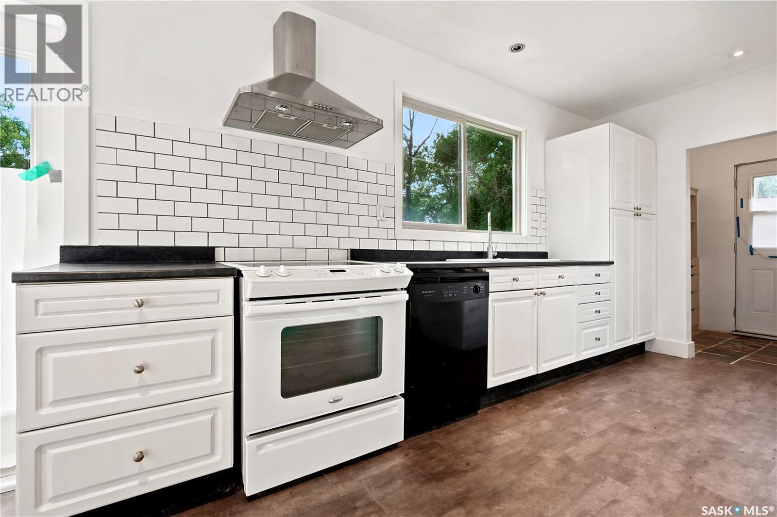 510 5Th Street, Chaplin, SK