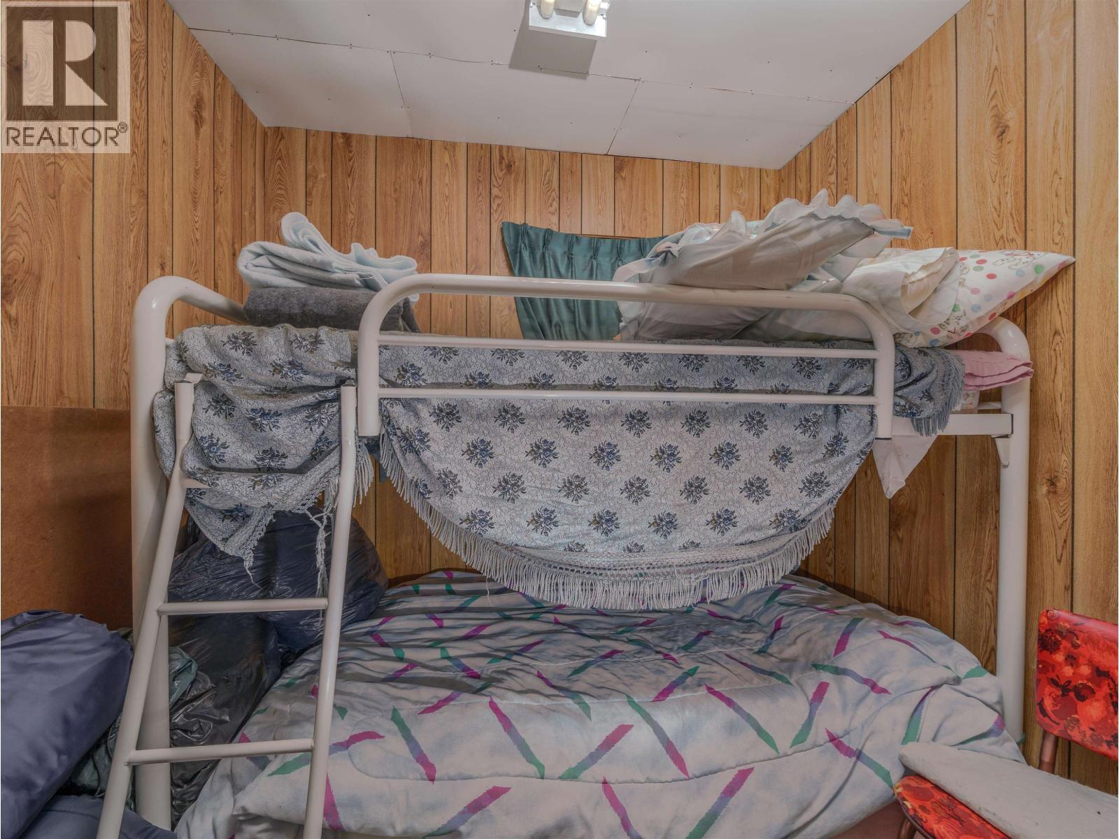 920 S Green Lake Road, 100 Mile House, BC - Indoor