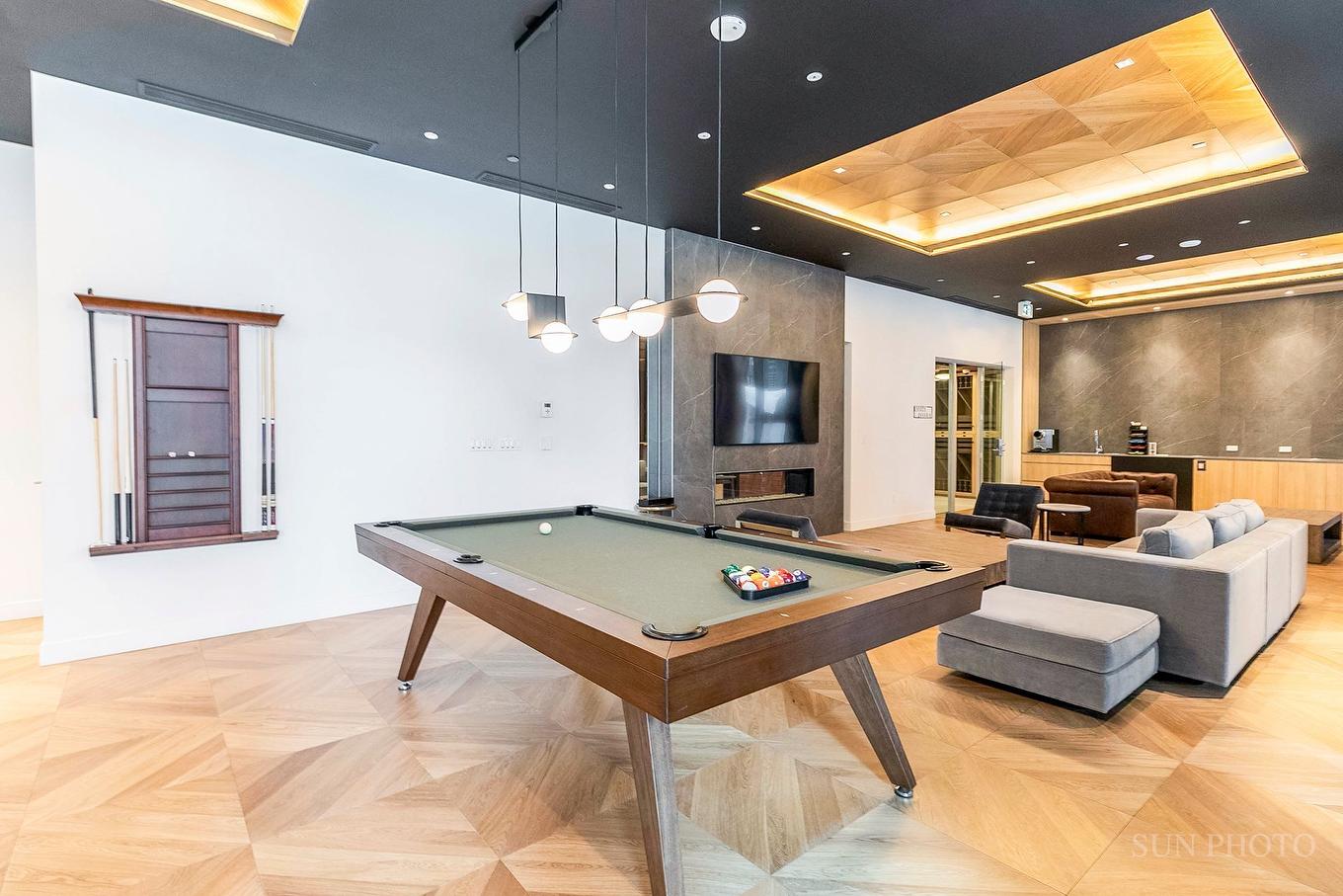 Salle de jeux - 1011-1020 Rue De La Montagne, Montréal (Ville-Marie), QC - Indoor Photo Showing Other Room