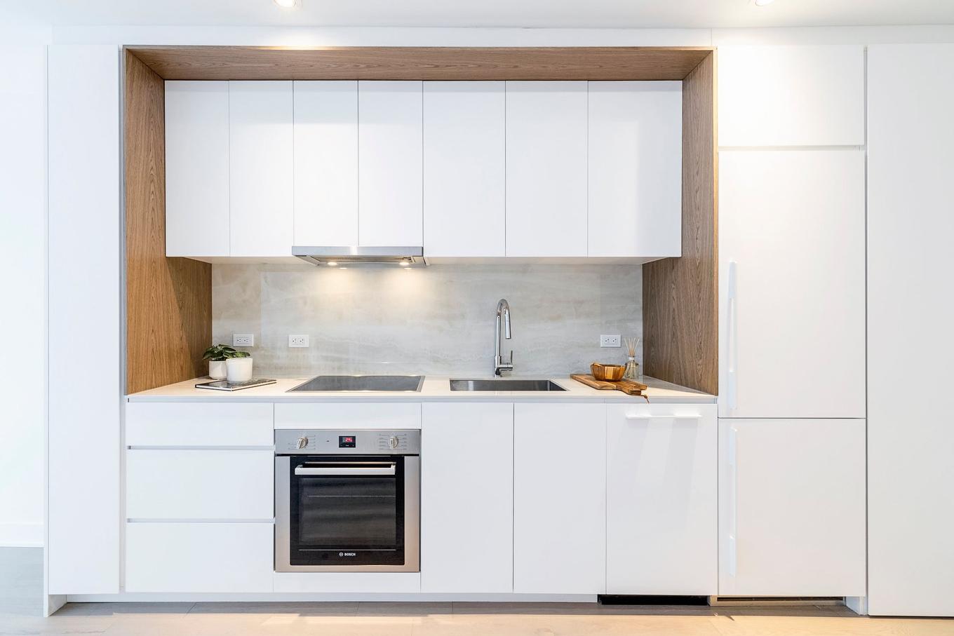 Cuisine - 1011-1020 Rue De La Montagne, Montréal (Ville-Marie), QC - Indoor Photo Showing Kitchen